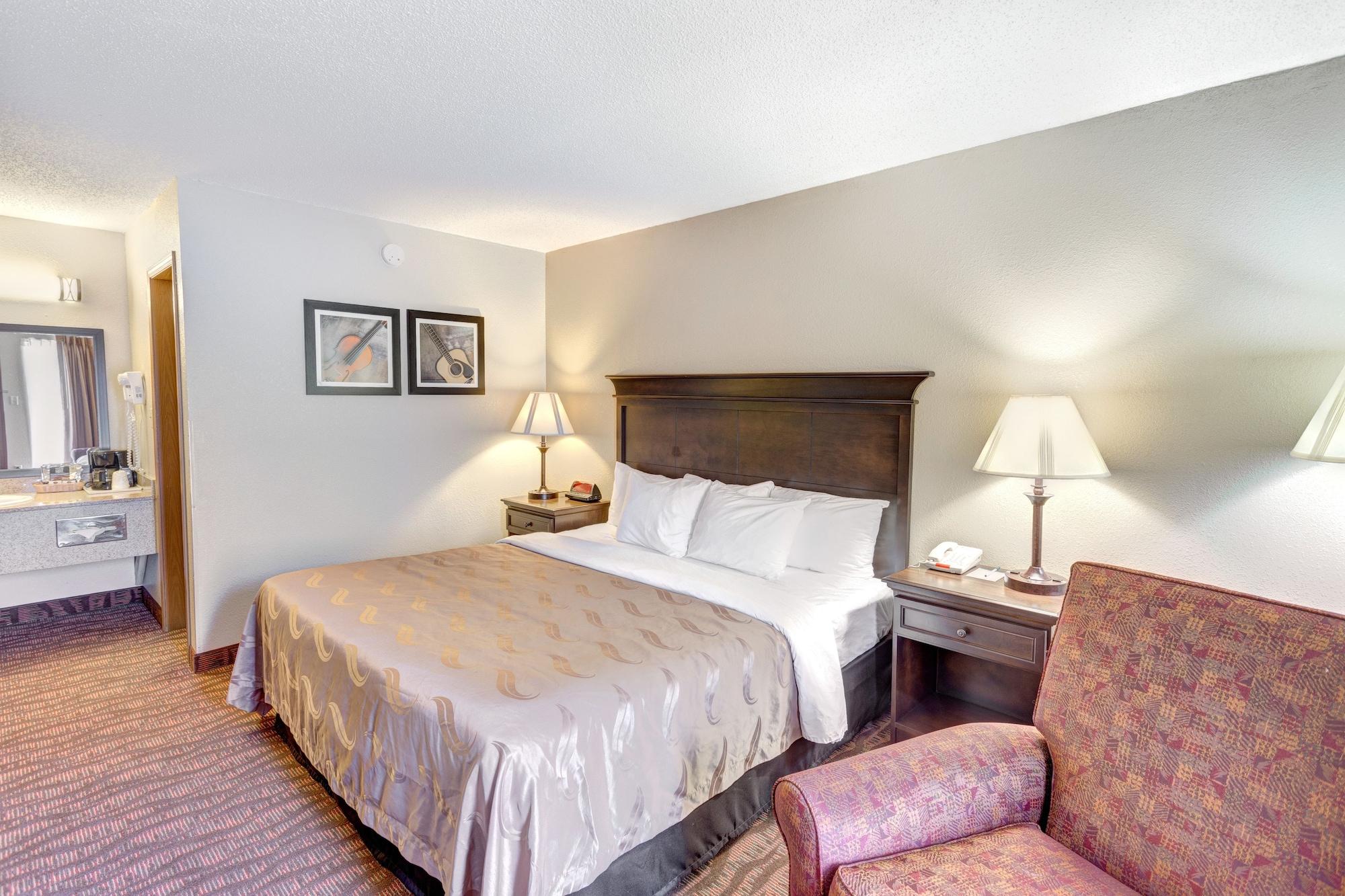 Quality Inn West Branson Exterior photo