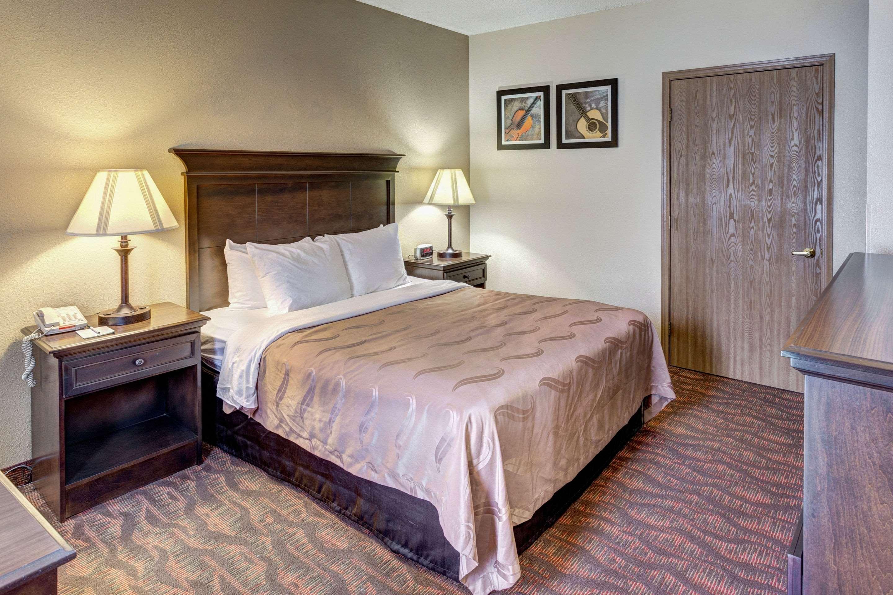 Quality Inn West Branson Exterior photo