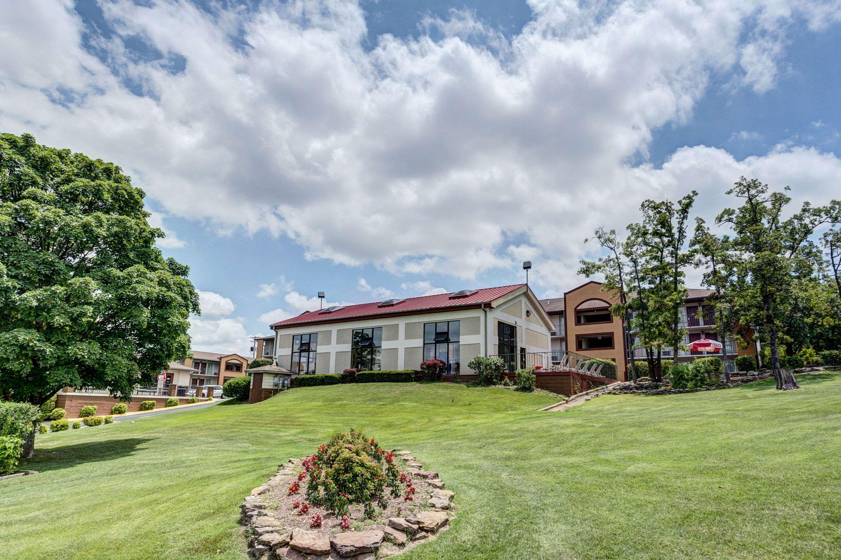 Quality Inn West Branson Exterior photo