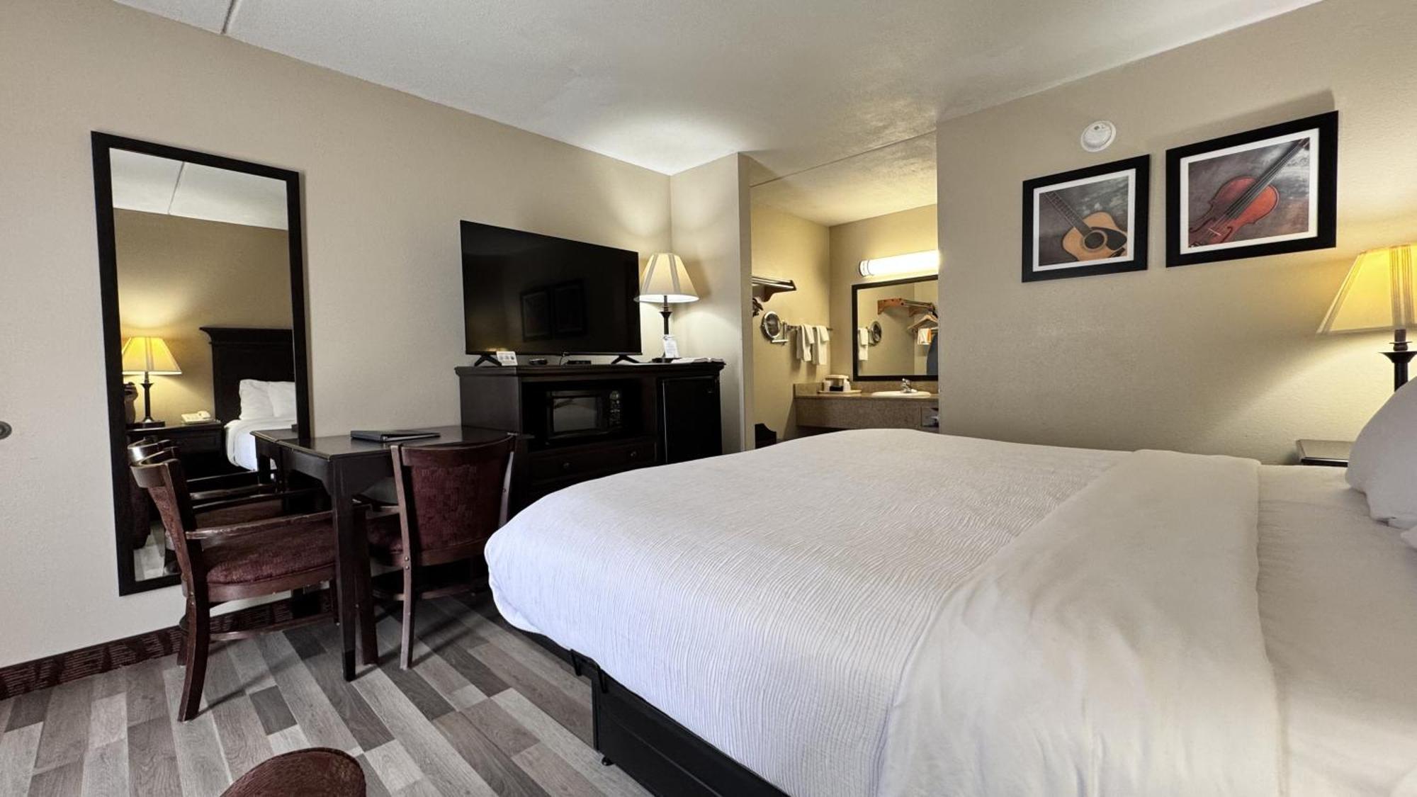 Quality Inn West Branson Exterior photo