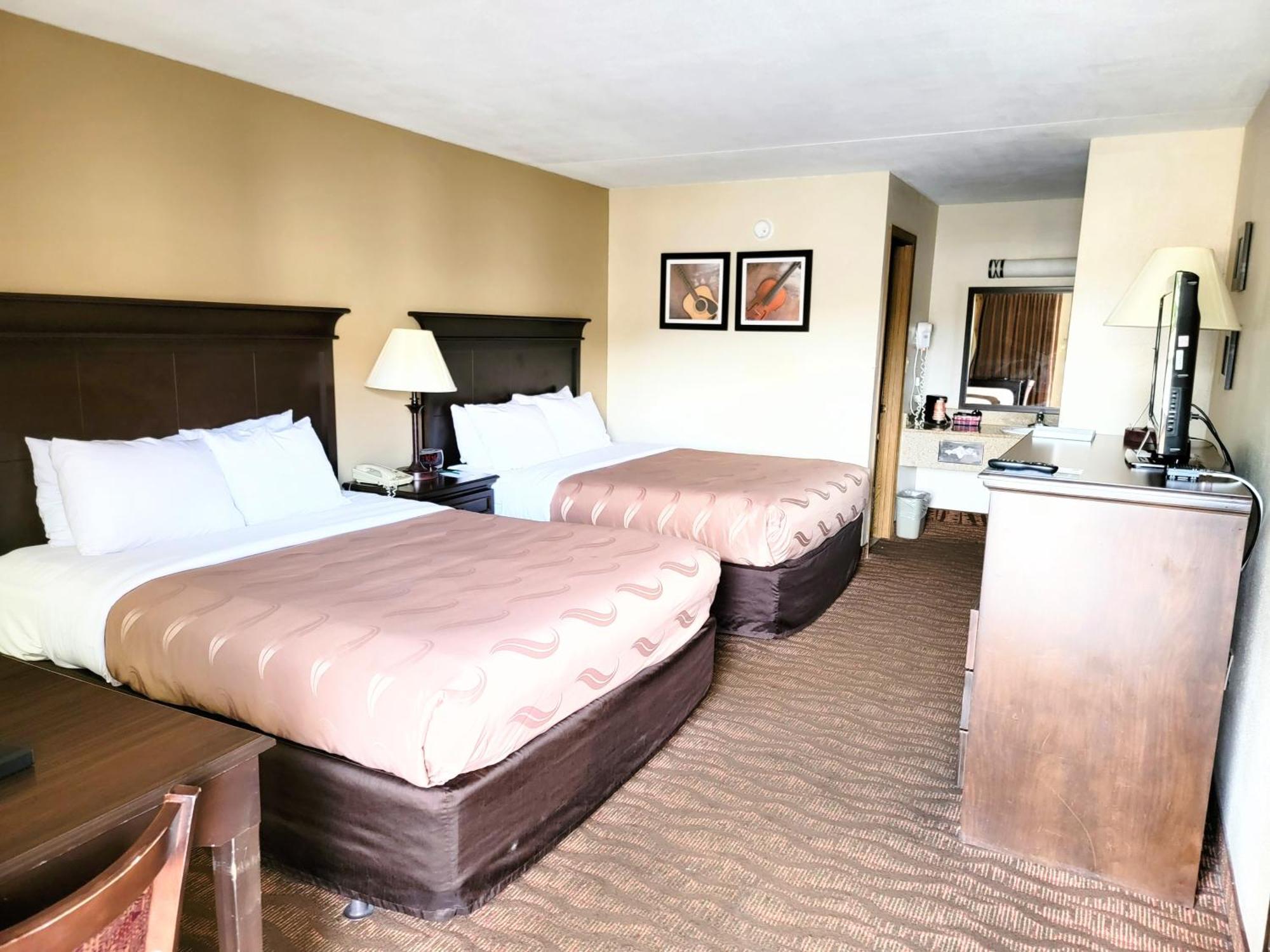 Quality Inn West Branson Exterior photo