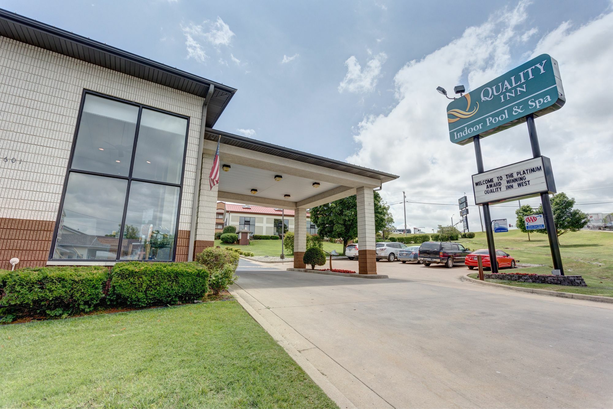 Quality Inn West Branson Exterior photo
